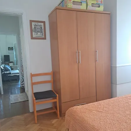 Tea 1651 * Pjescana Uvala