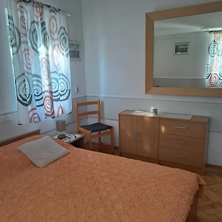 Tea 1651 Apartment Pjescana Uvala